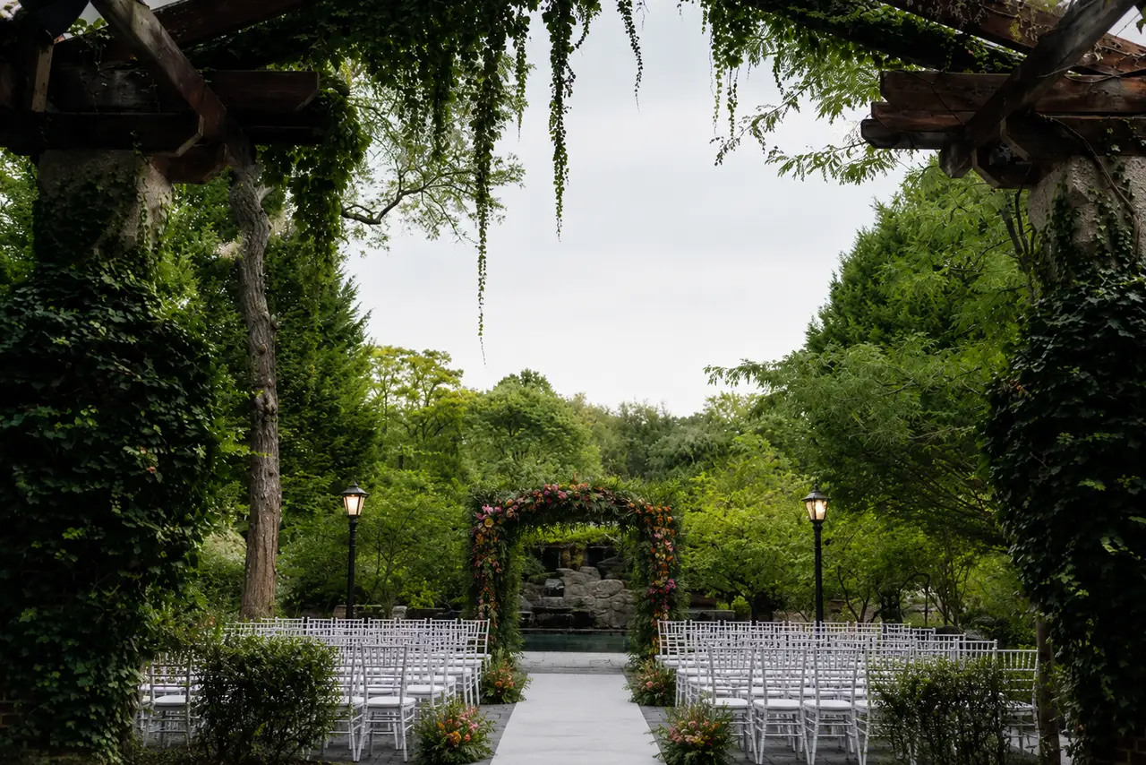 Abigail Kirsch at Tappan Hill Mansion elegant ceremony