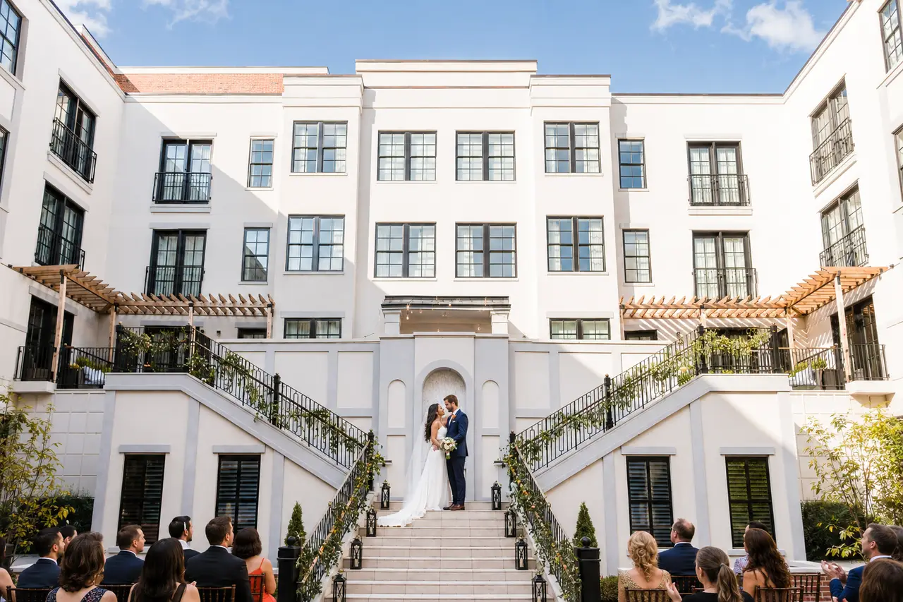 Harpeth Hotel courtyard ceremony