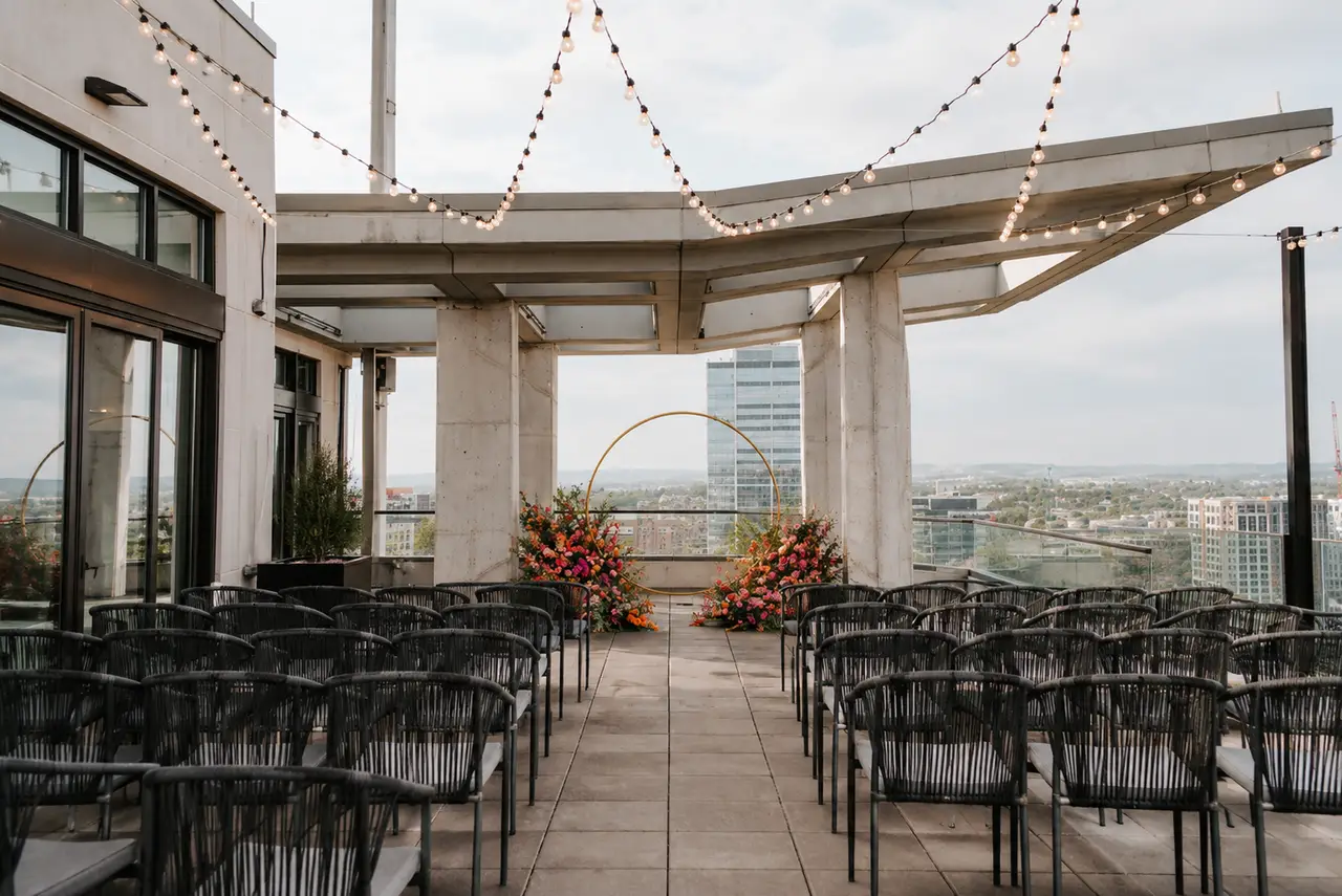 Kimpton Aertson Hotel rooftop ceremony
