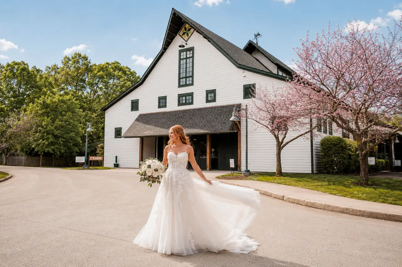 The Loveless Barn property exterior