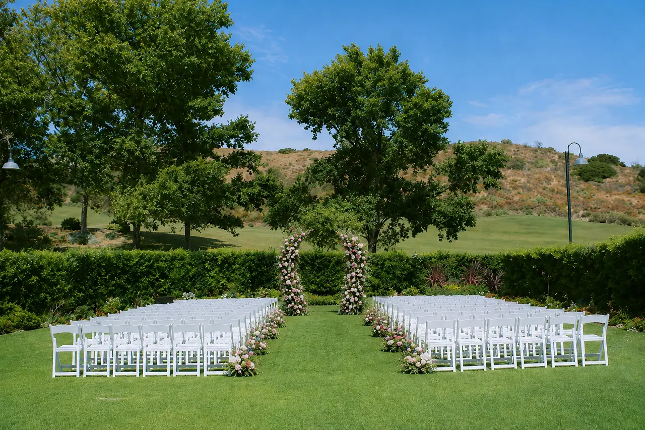 Strawberry Farms Golf Club hillside ceremony
