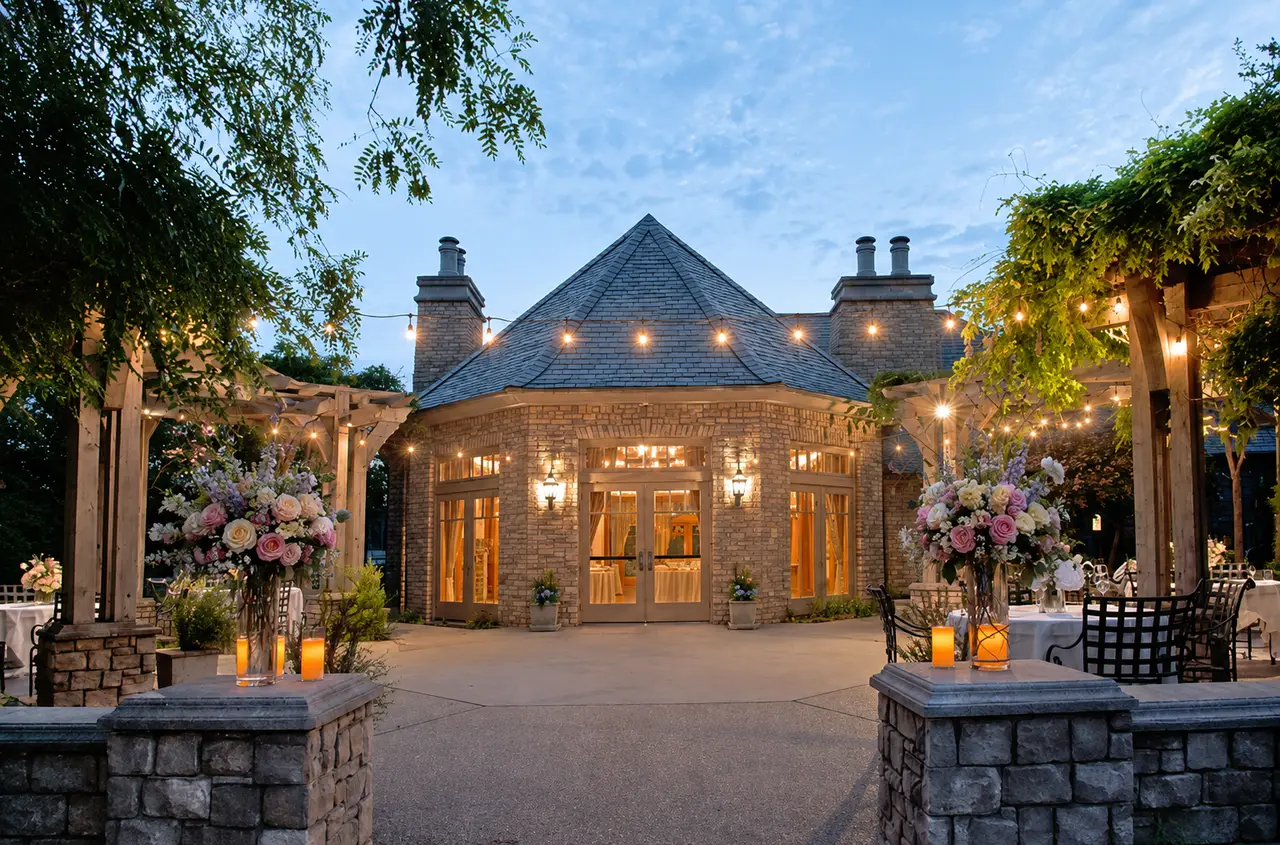 Brookridge Manor building exterior