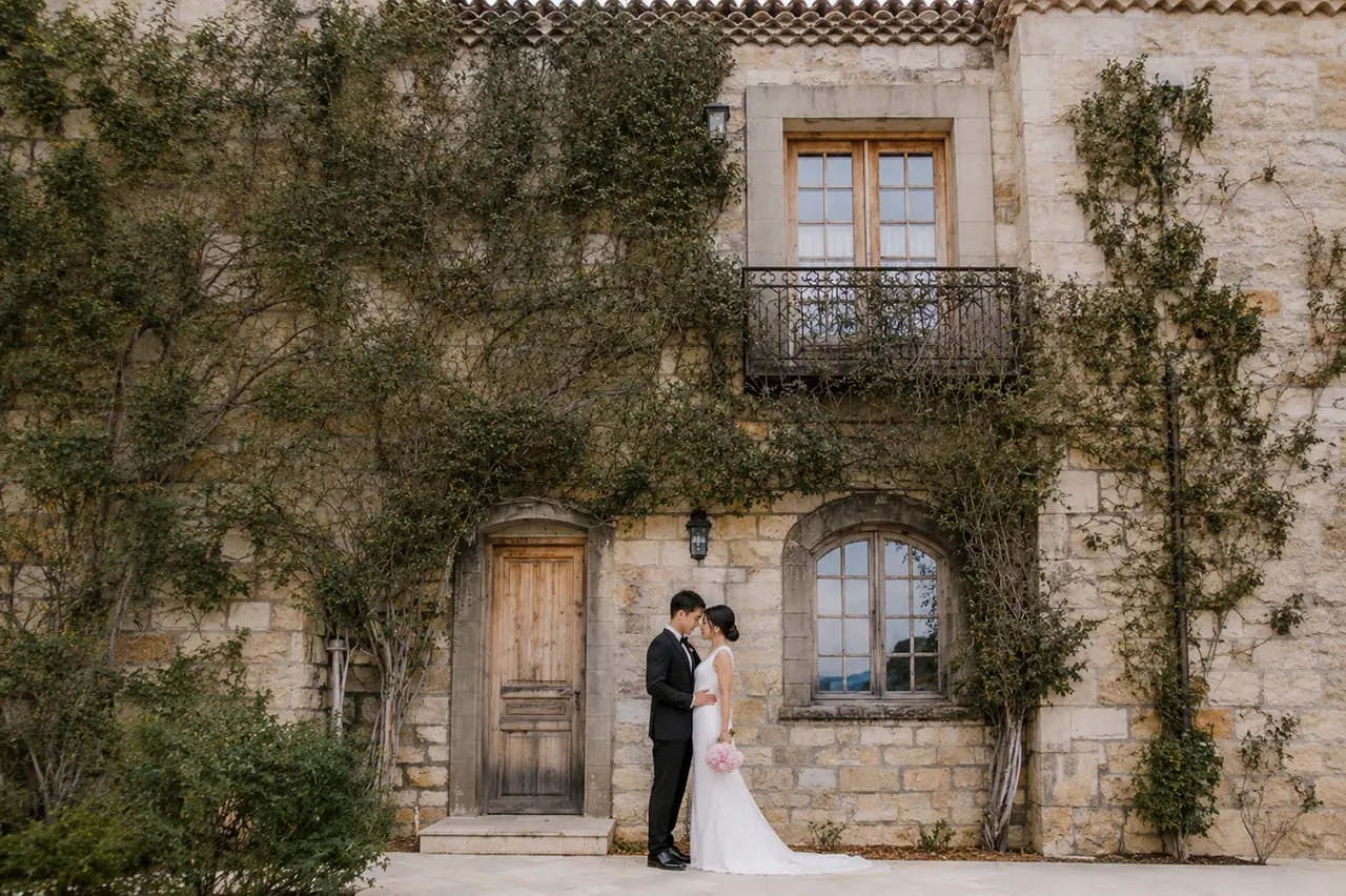 Sunstone Villa bridal portrait