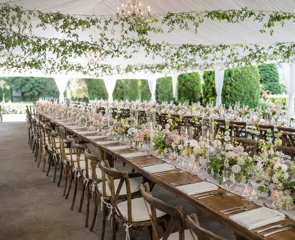 Laurel Creek Manor seattle tented wedding reception
