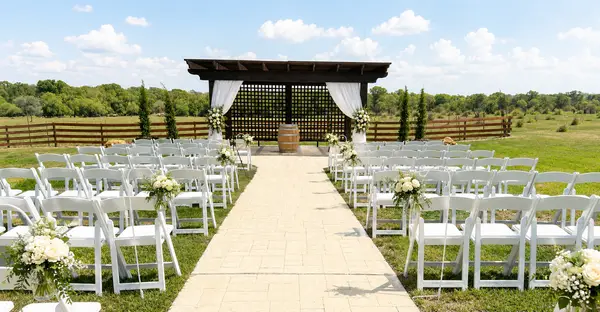 Red Rock Vineyards outdoor ceremony