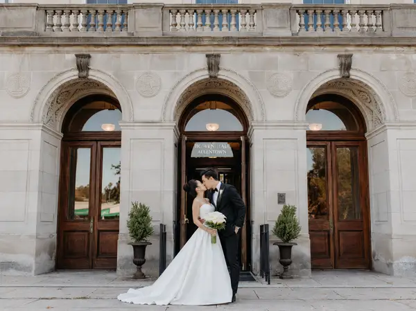 Arlington Town Hall bridal portrait