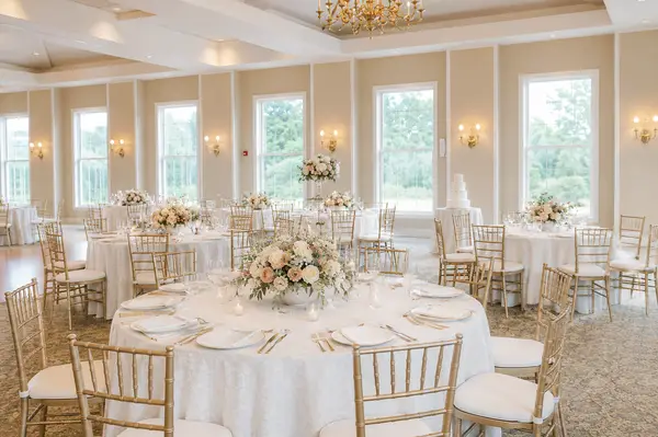 Charter Oak Country Club ballroom reception