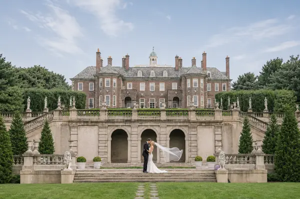 The Great House on the Crane Estate bridal portrait