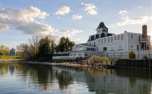Orleans Waterfront Inn cape cod wedding venue