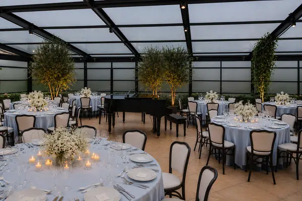Le James rooftop reception