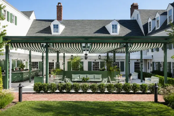 Canoe Place Inn & Cottages wedding venue