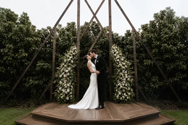 Estrella Estate garden ceremony