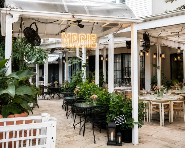 Magie Wine Bar courtyard