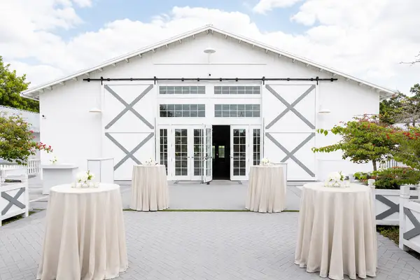 The White Barn FL cocktail reception