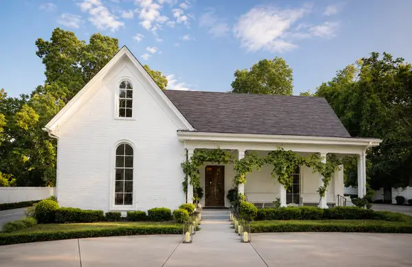 Carriage Lane Inn building exterior
