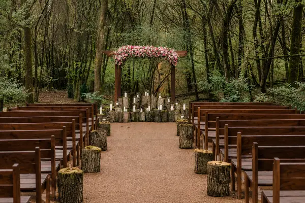 Drakewood Farm woodland ceremony