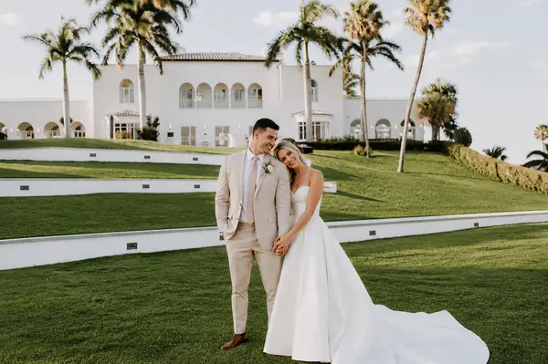 The Mansion at Tuckahoe bridal portrait