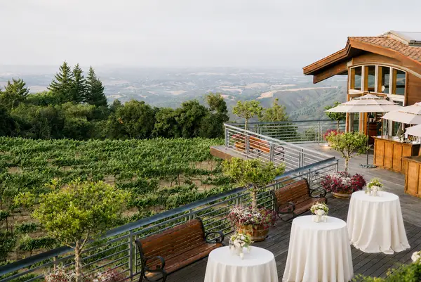 Thomas Fogarty Winery cocktail hour deck