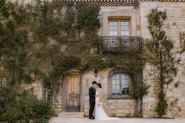Sunstone Villa bridal portrait