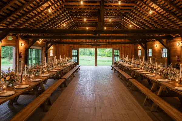 Quilcene Lantern barn reception