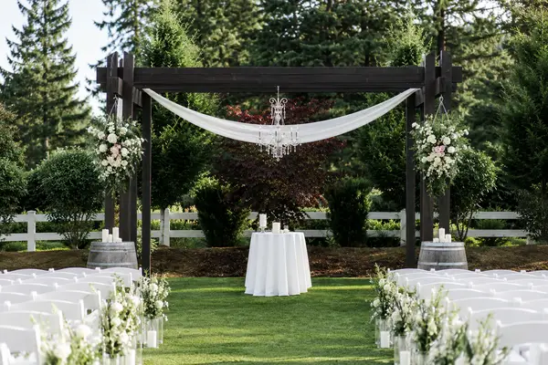 The Fraser Farm garden ceremony