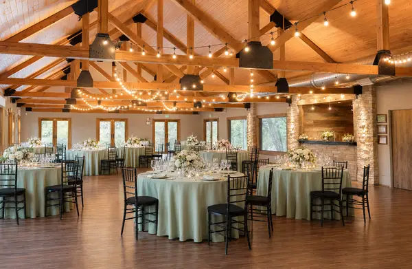 Fisherman's Inn barn reception