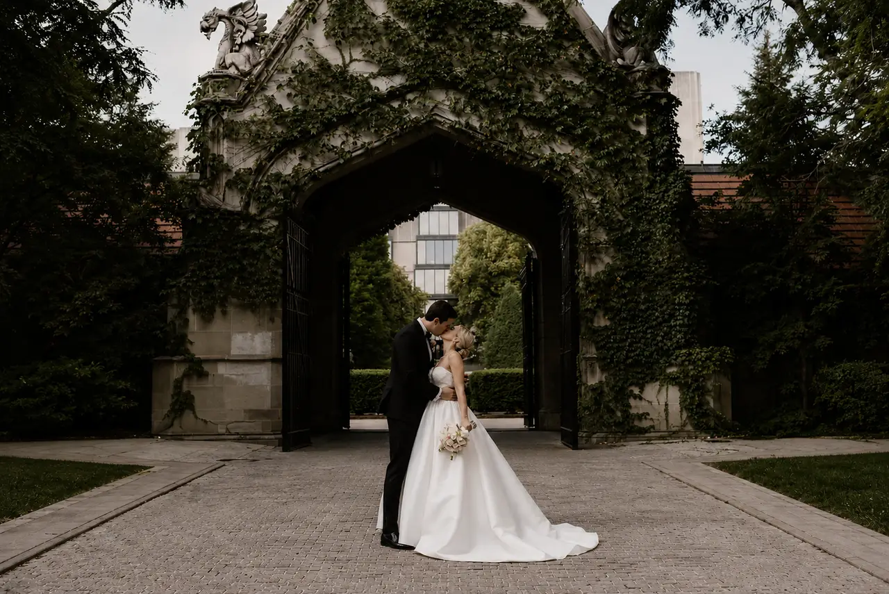 The Quadrangle Club bridal portrait under archway